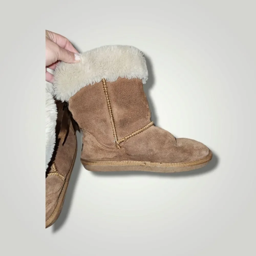 Lamo Audrey winter Boot Girls' size 5